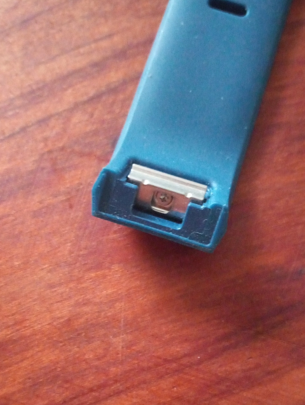 fitbit Charge 2 Blue Silicone Replacement Wristband - Picture 5 of 10